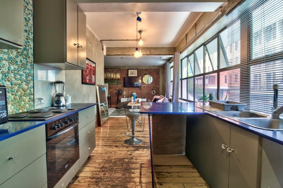 2 Bedroom Property for Sale in Cape Town City Centre Western Cape